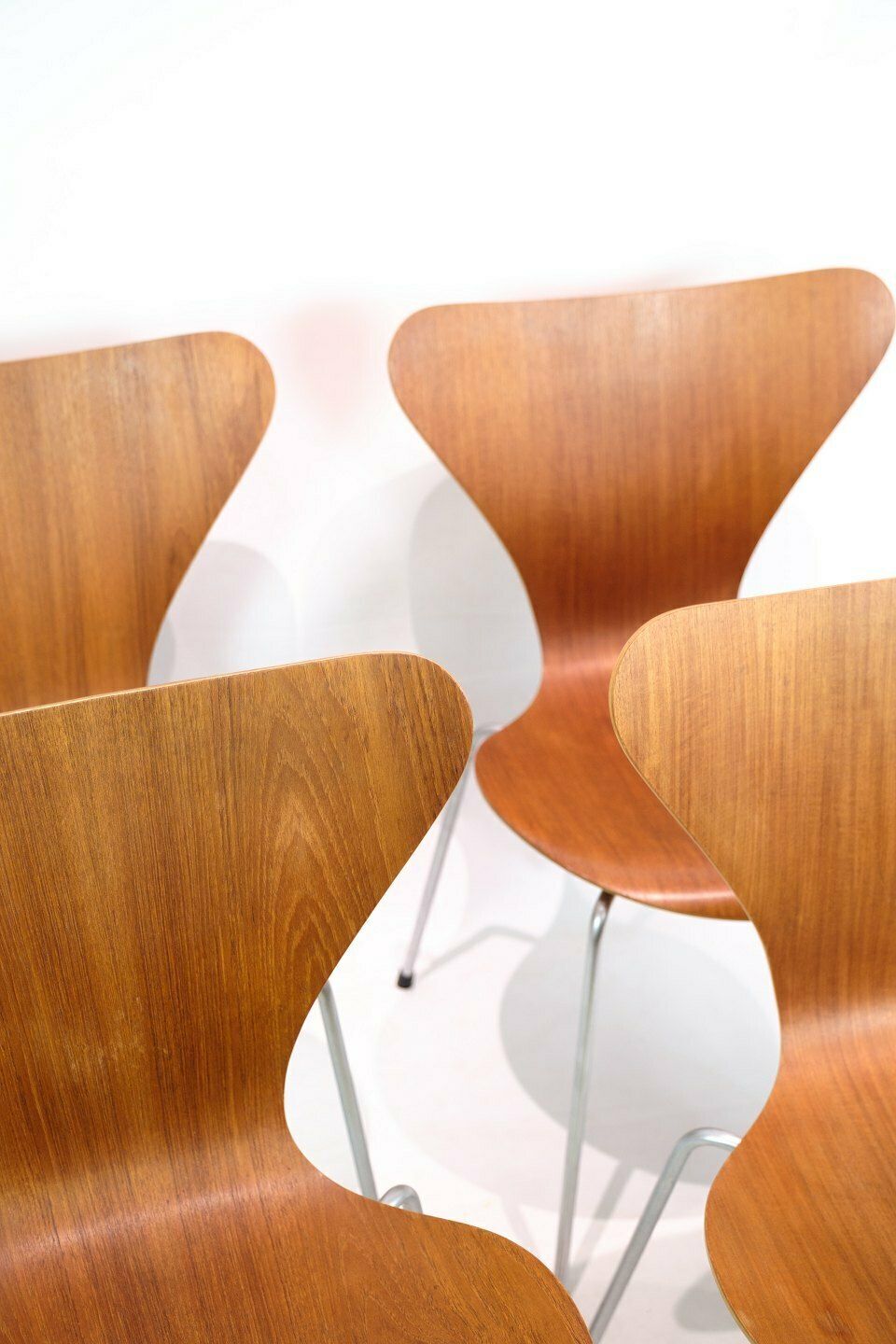Furniture Set Of 4 Seven Chairs In Teak By Arne Jacobsen For Fritz Hansen From 1960s photo