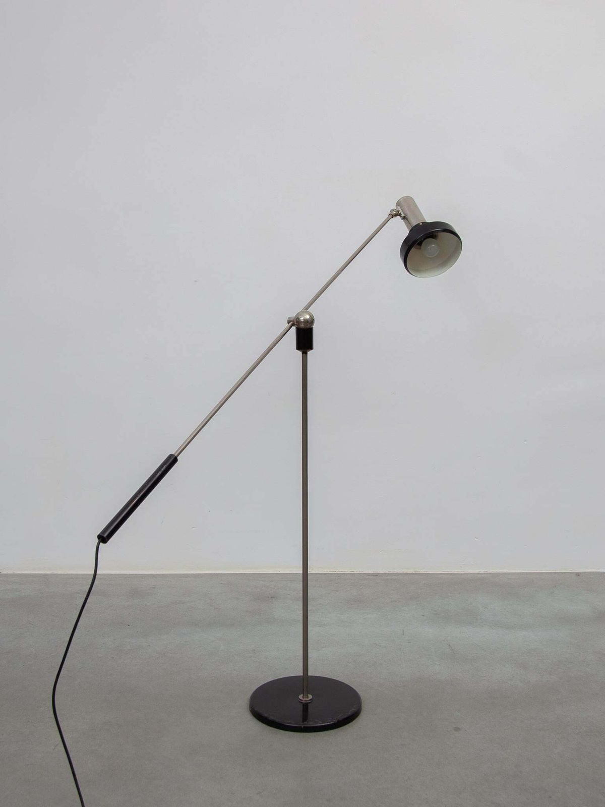 photo furniture Rare Magneto Floor Lamp Designed By H Fillekes For Artiforte 1956 Holland