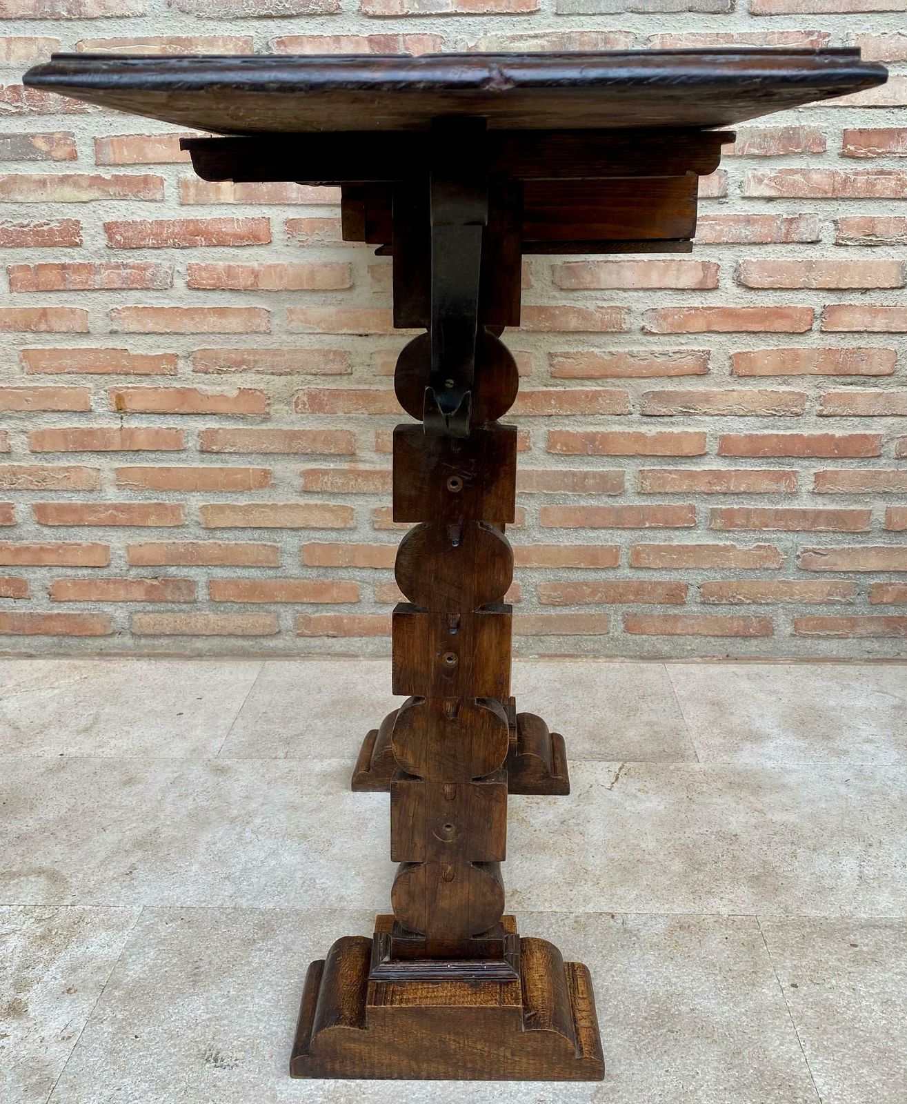 2139.0 Console espagnole début du XXe siècle à un tiroir, années 1940 photo