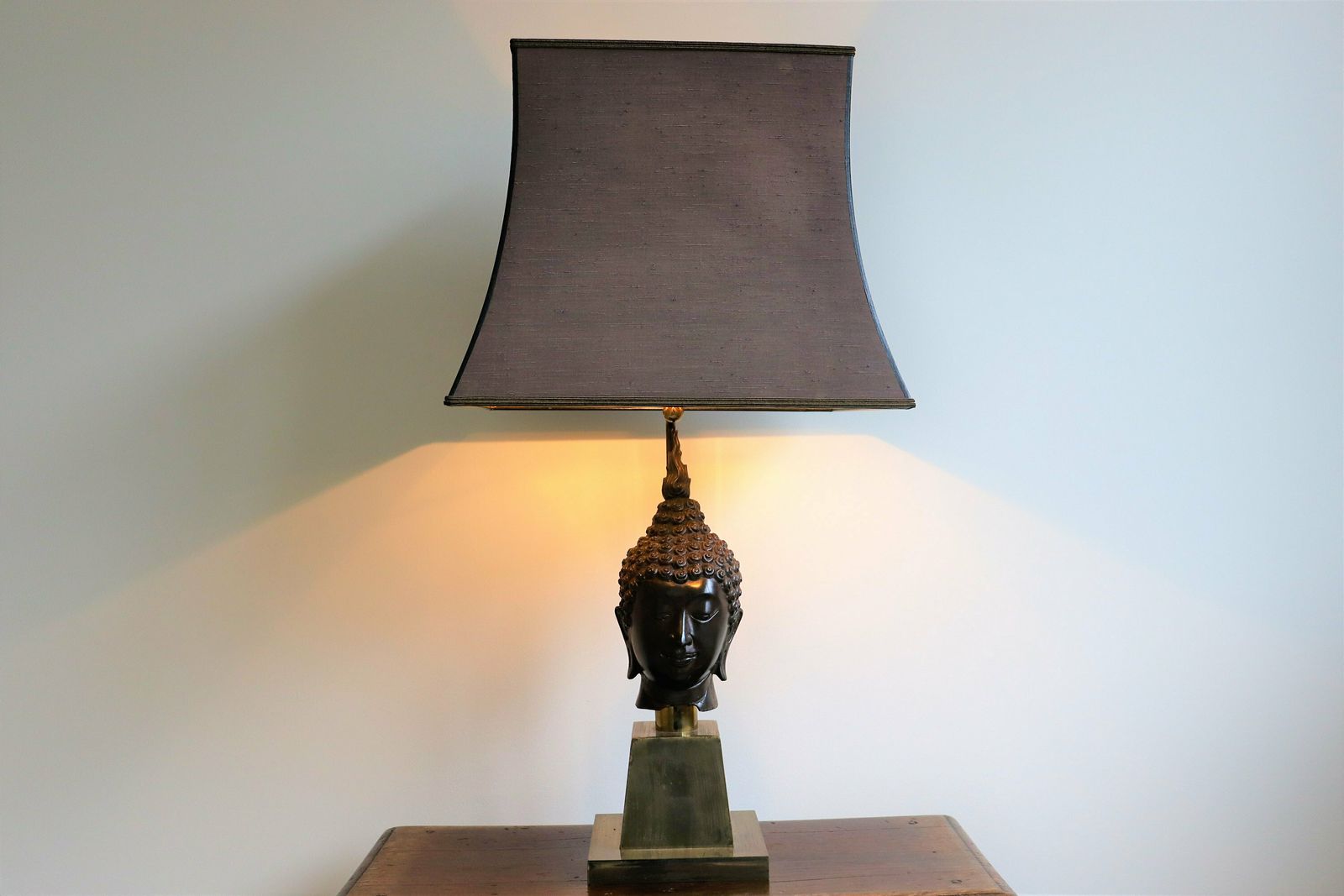 Hollywood Regency Design Midcentury Bronze Buddha Lamp , Belgian Design 1970's (St.1) photo vintage