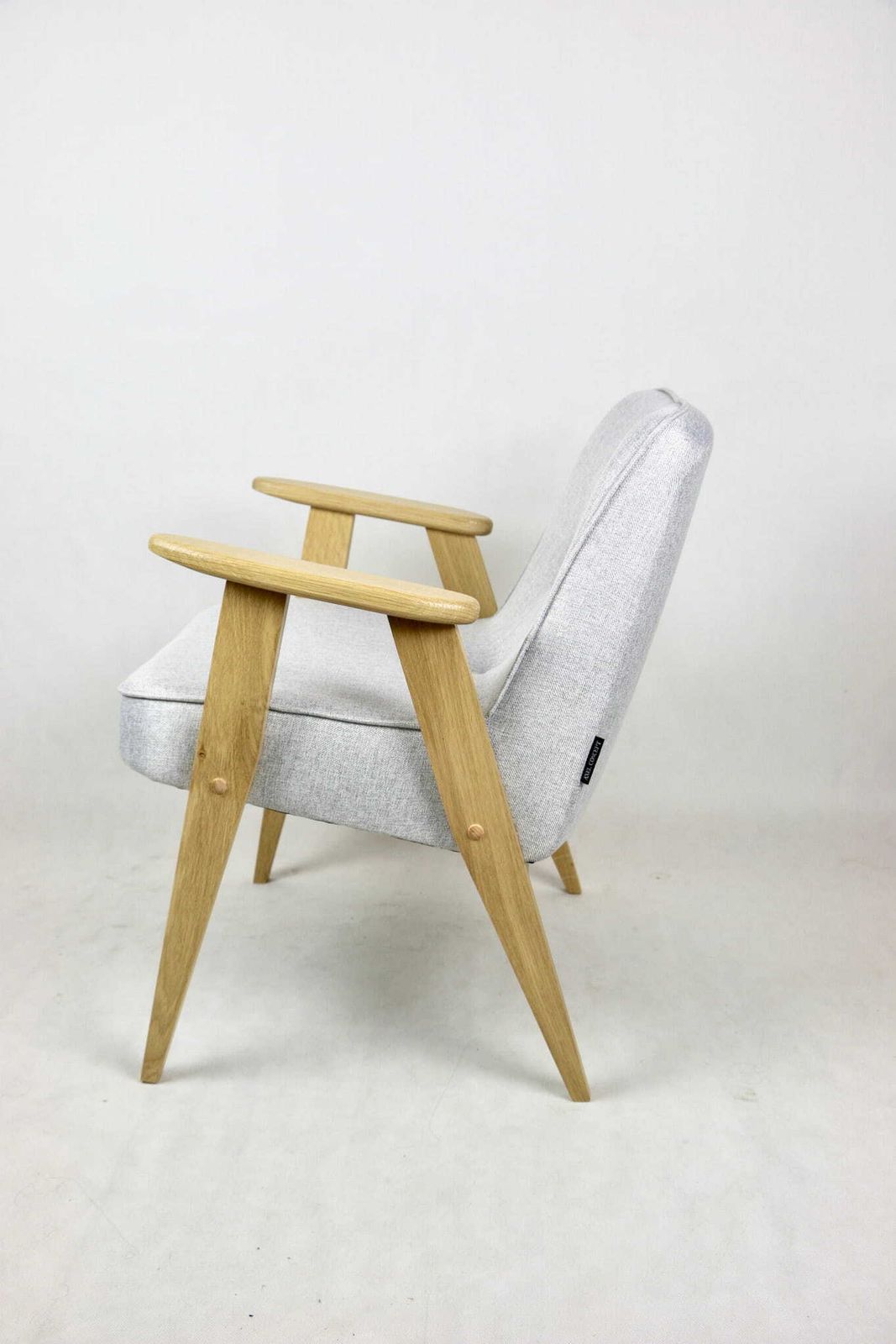 Chierowski 366 Armchair, 1970s, Beige   2 Pieces Available photo vintage