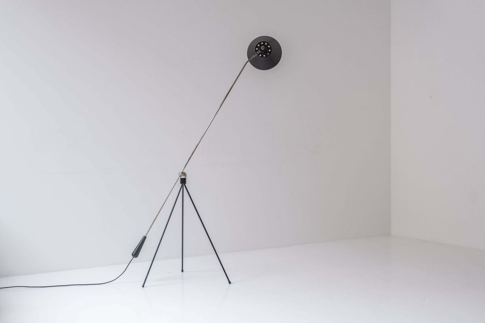 ‘Magneto’ Floor Lamp By H. Fillekes For Artiforte, The Netherlands, 1954