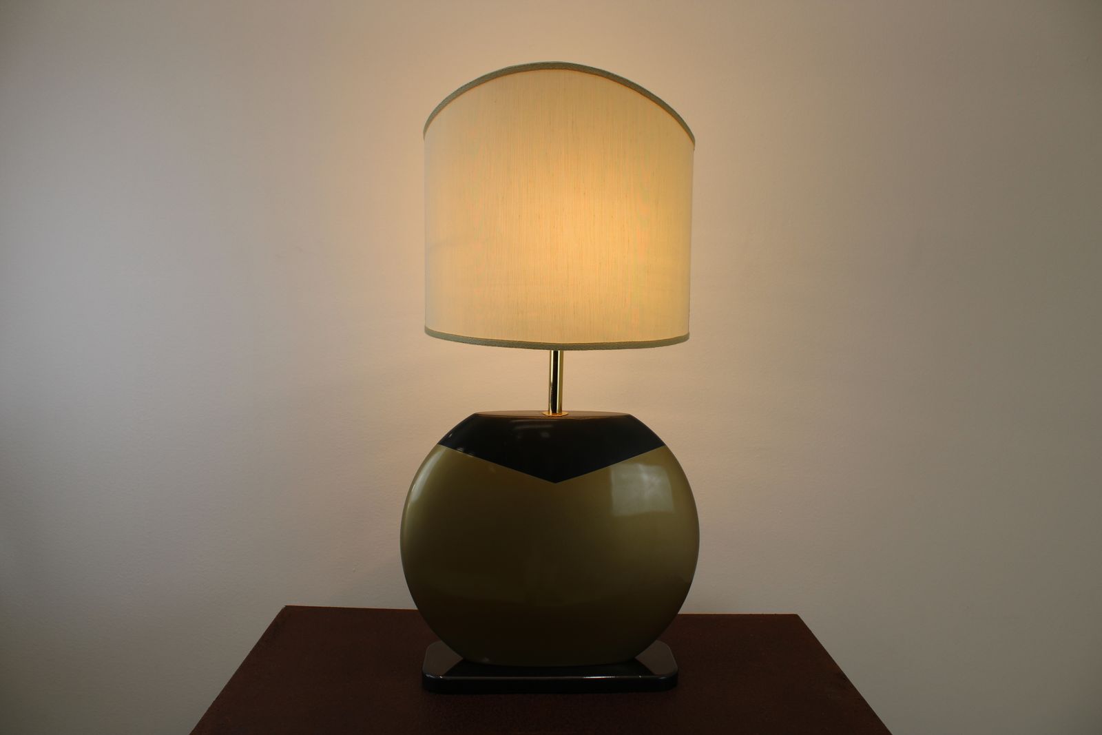 Vintage Wooden Lamp/Desk Light With Shade And Brass/Mcm Lighting/Italy 80's photo furniture