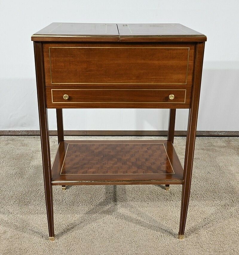 photo furniture Small Mahogany Living Room Table, Directoire Taste – Early 20th Century