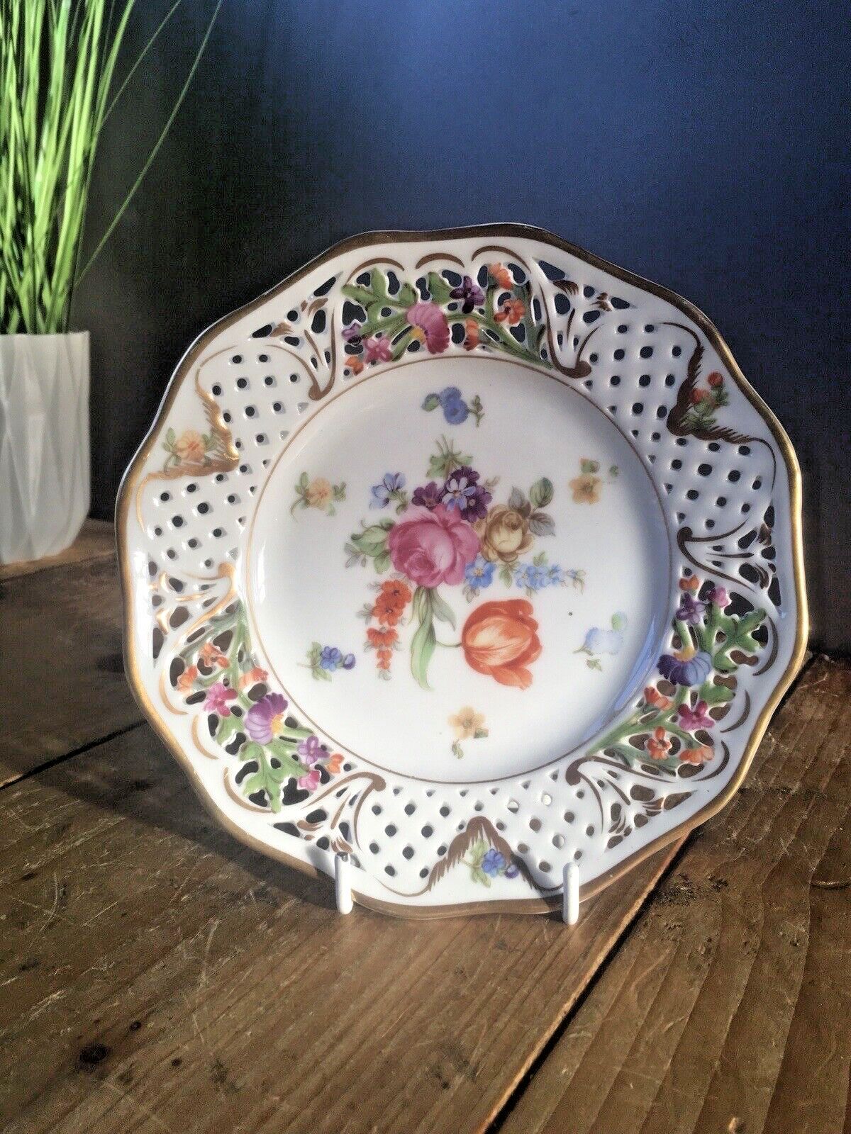 6 Antique German Schumann Porcelain Floral Sprays Basket Weave Cabinet Plates photo for sale