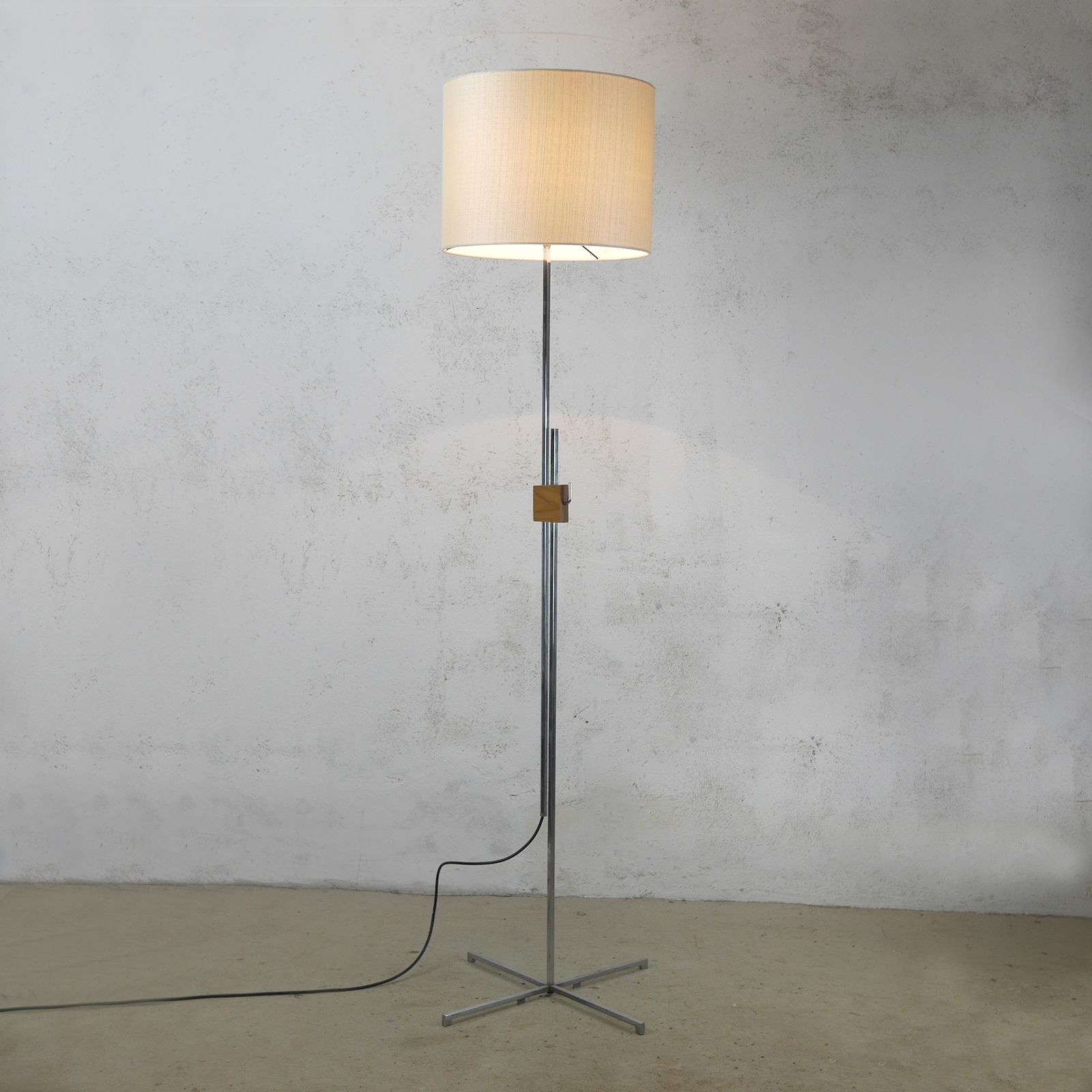 Mid Century Adjustable Chrome Walnut Floor Lamp Light Hans Eichenberger Swedish photo furniture