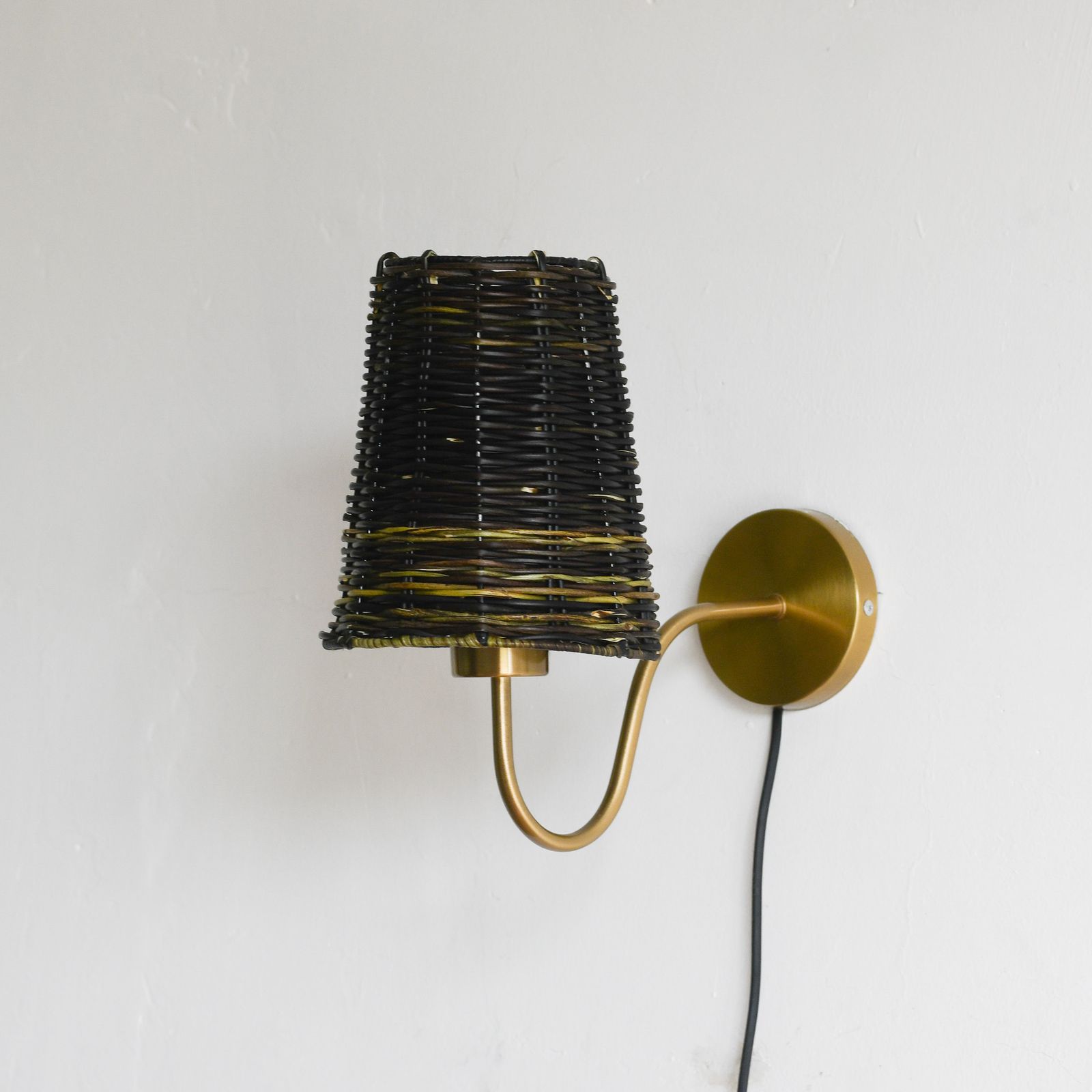 Natural Black Nito Wicker Wall Sconce Lamp photo vintage