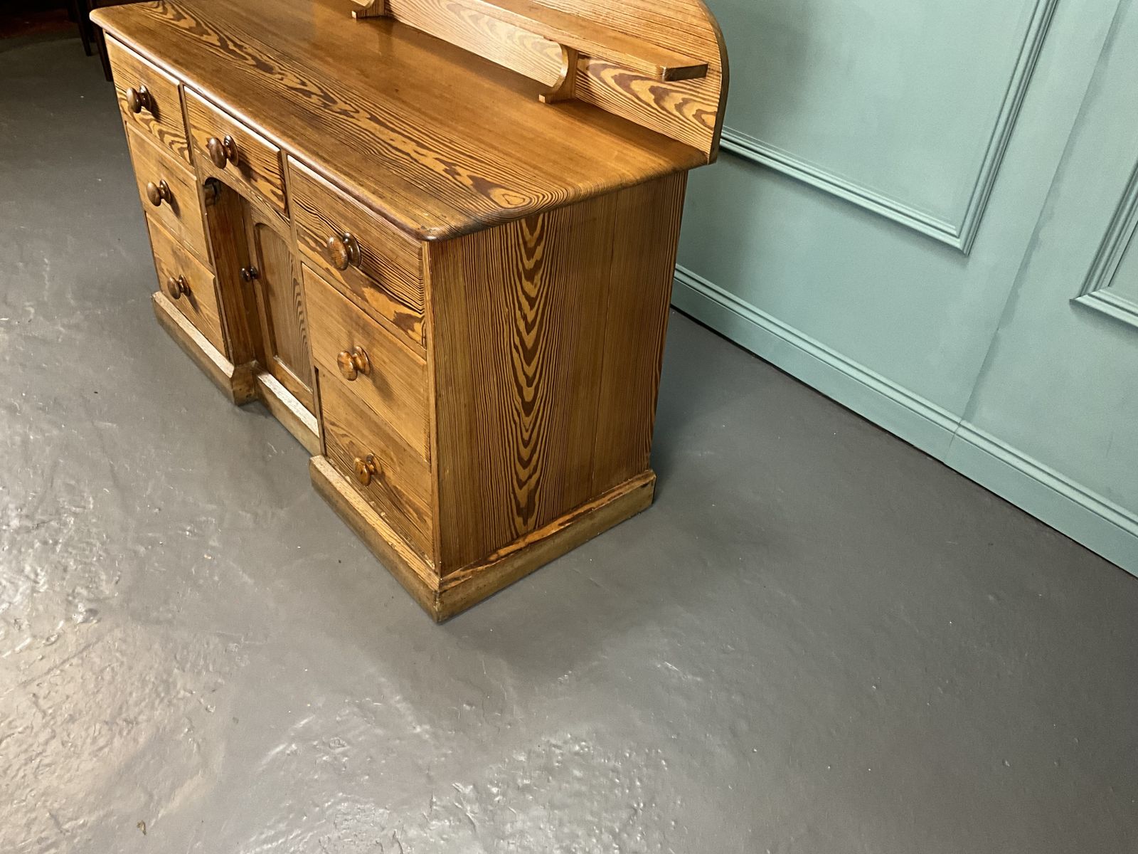 photo for sale Pitch Pine Farmhouse Dresser, 1920s