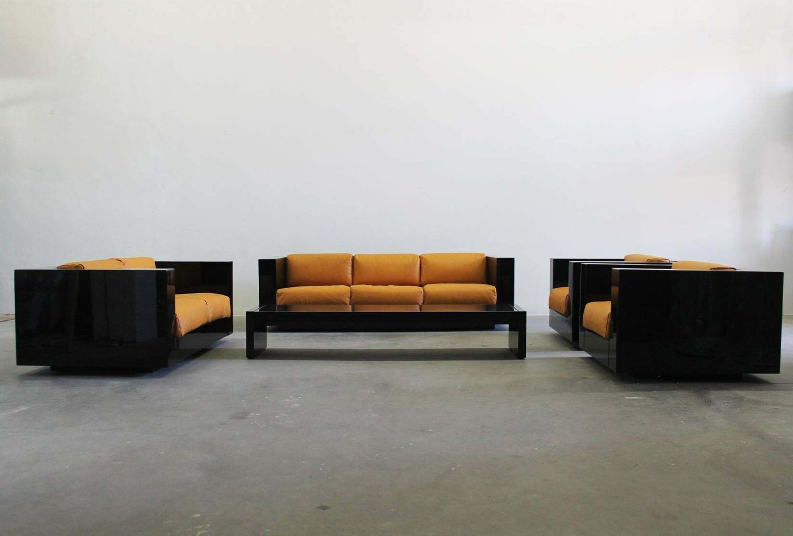 Massimo & Lella Vignelli Black Saratoga Living Room Set By Poltronova 1960s photo furniture