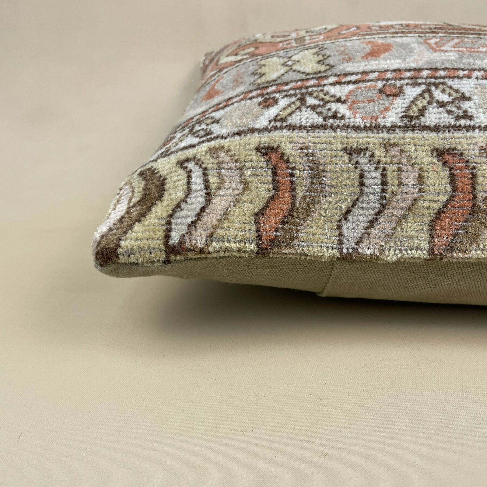 Antique Kilim Cushion Turkish Rug Carpet Pillow Feather Filled Handwoven Geometric Beige Redtraditional Scatter Square Vintage photo for sale