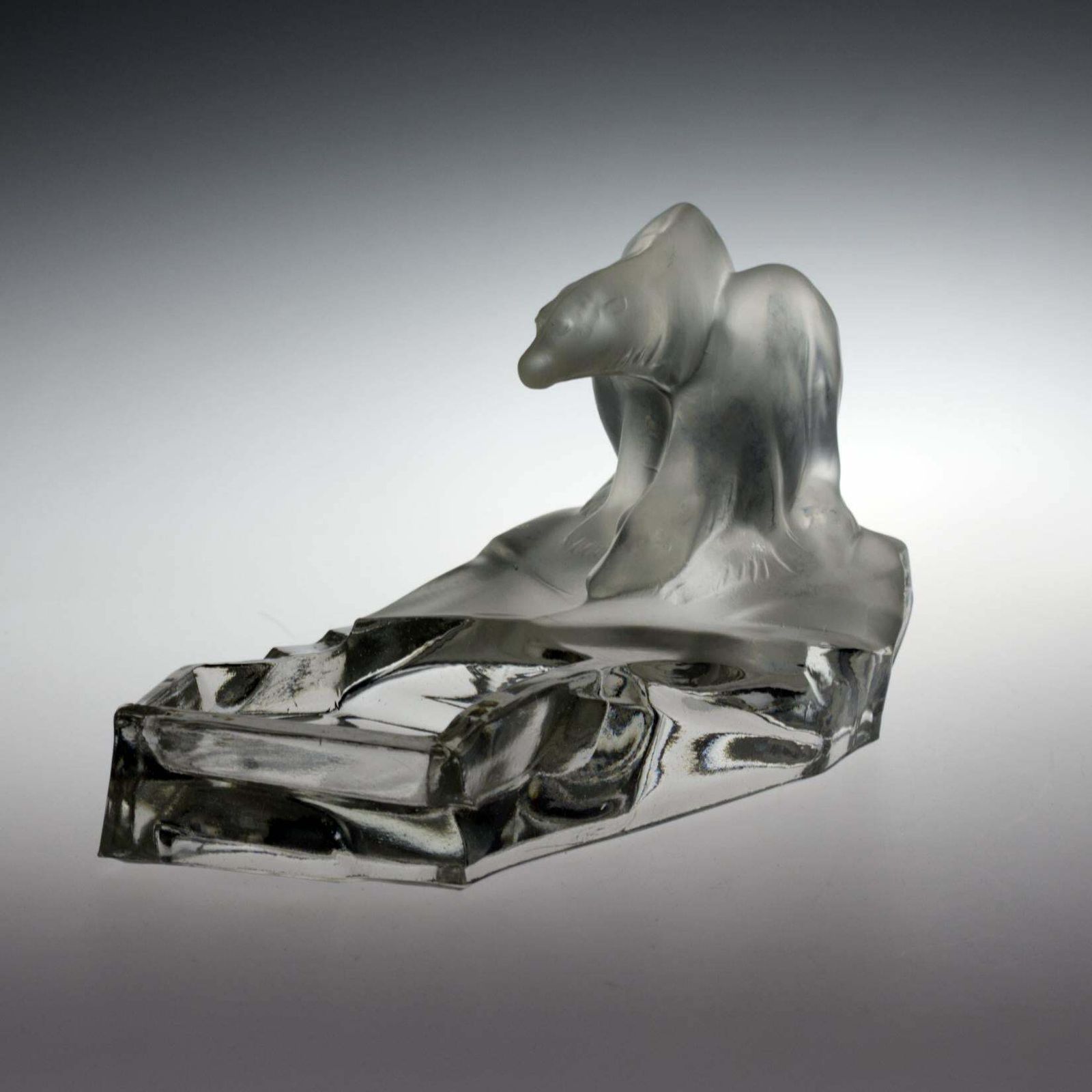 Bohemian Feigl And Morawetz Libochovice Art Deco Glass Polar Bears Ashtray 1930s photo for sale