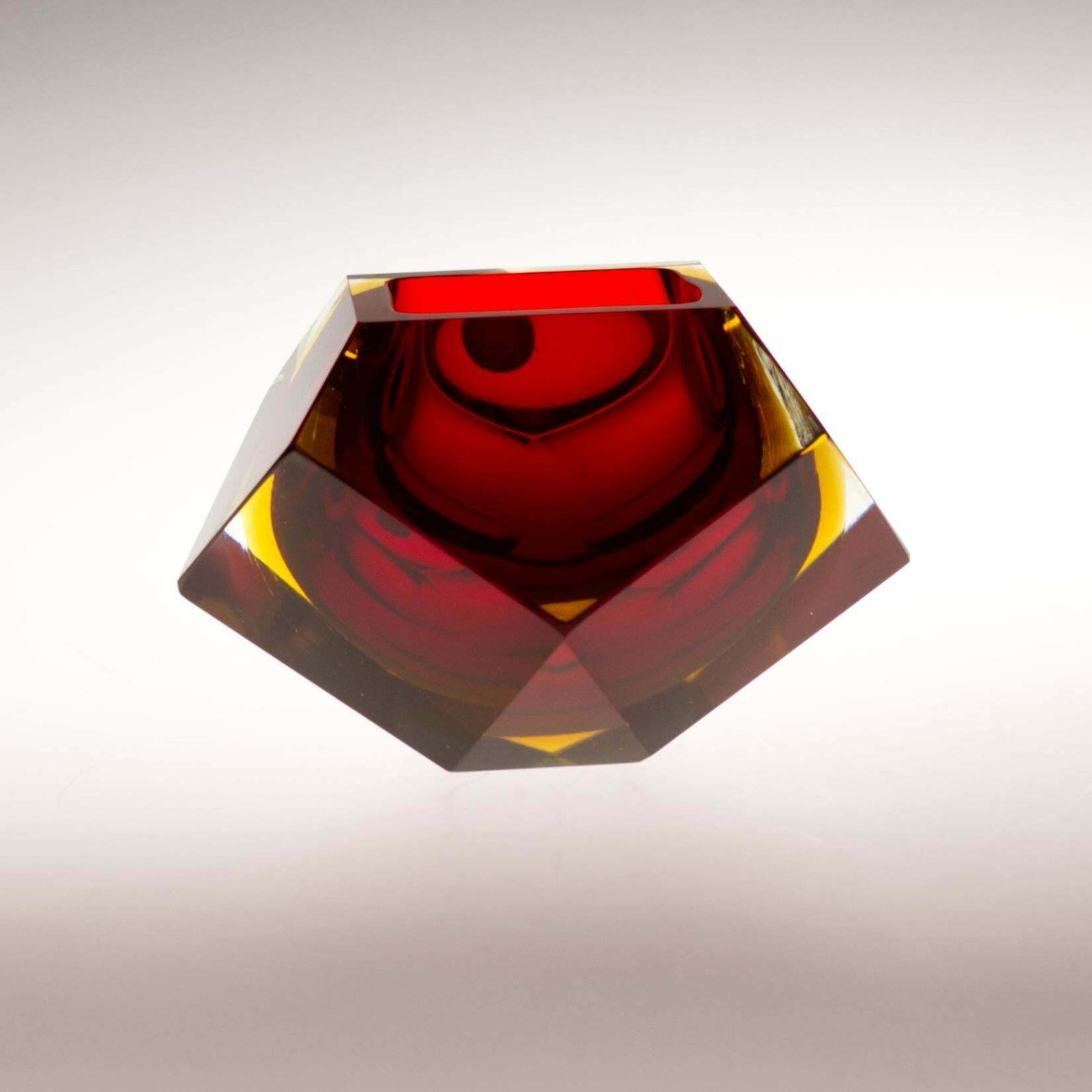 Murano Sommerso Red Faceted Glass Bowl By Flavio Poli 1960´S photo Home Decor