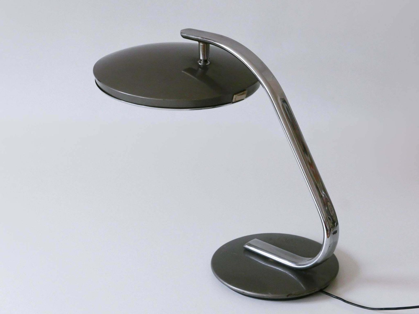 Mid Century Modern Desk Light Or Table Lamp 'Boomerang' By Fase Spain 1960s photo 1396.0