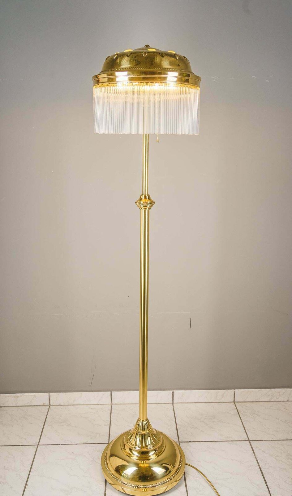 photo vinterior Adjustable Art Deco Floor Lamp With Opaline Glass Stones On The Shade 1920s