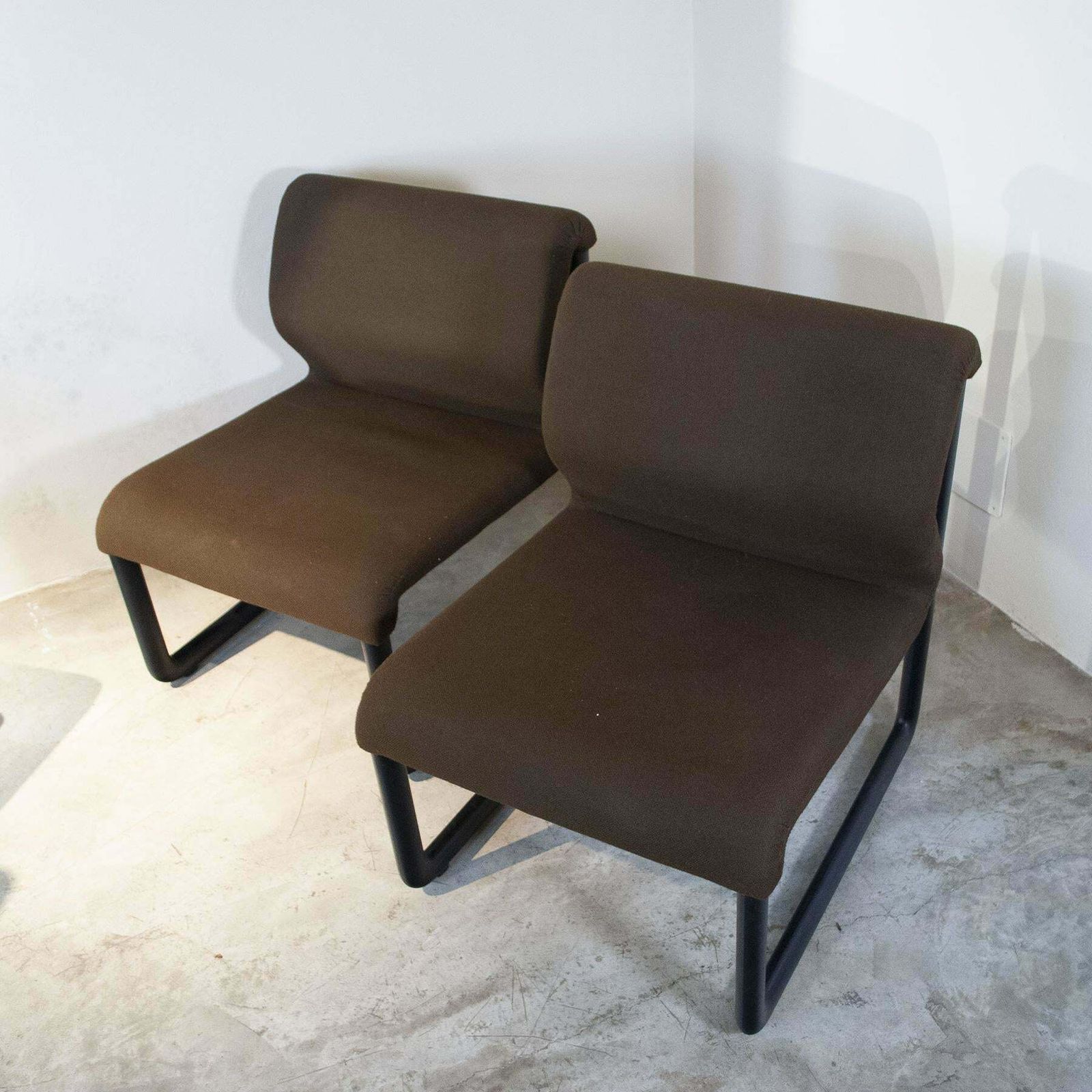 photo furniture Italian Tecno Set Of Four Armchairs Form 80s