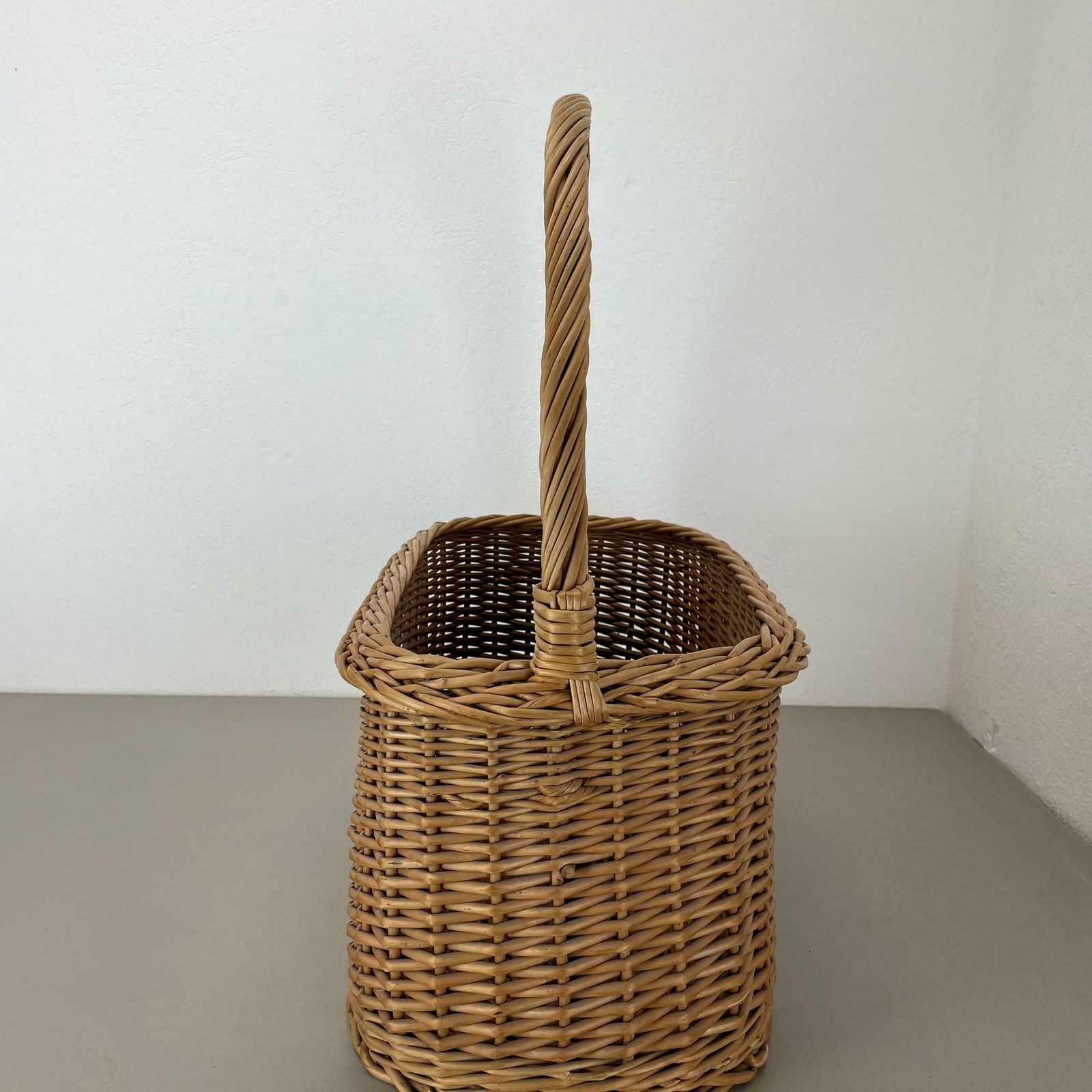 Large Aubock Style Midcentury Rattan Bauhaus Magazine Holder, France, 1970s photo vinterior