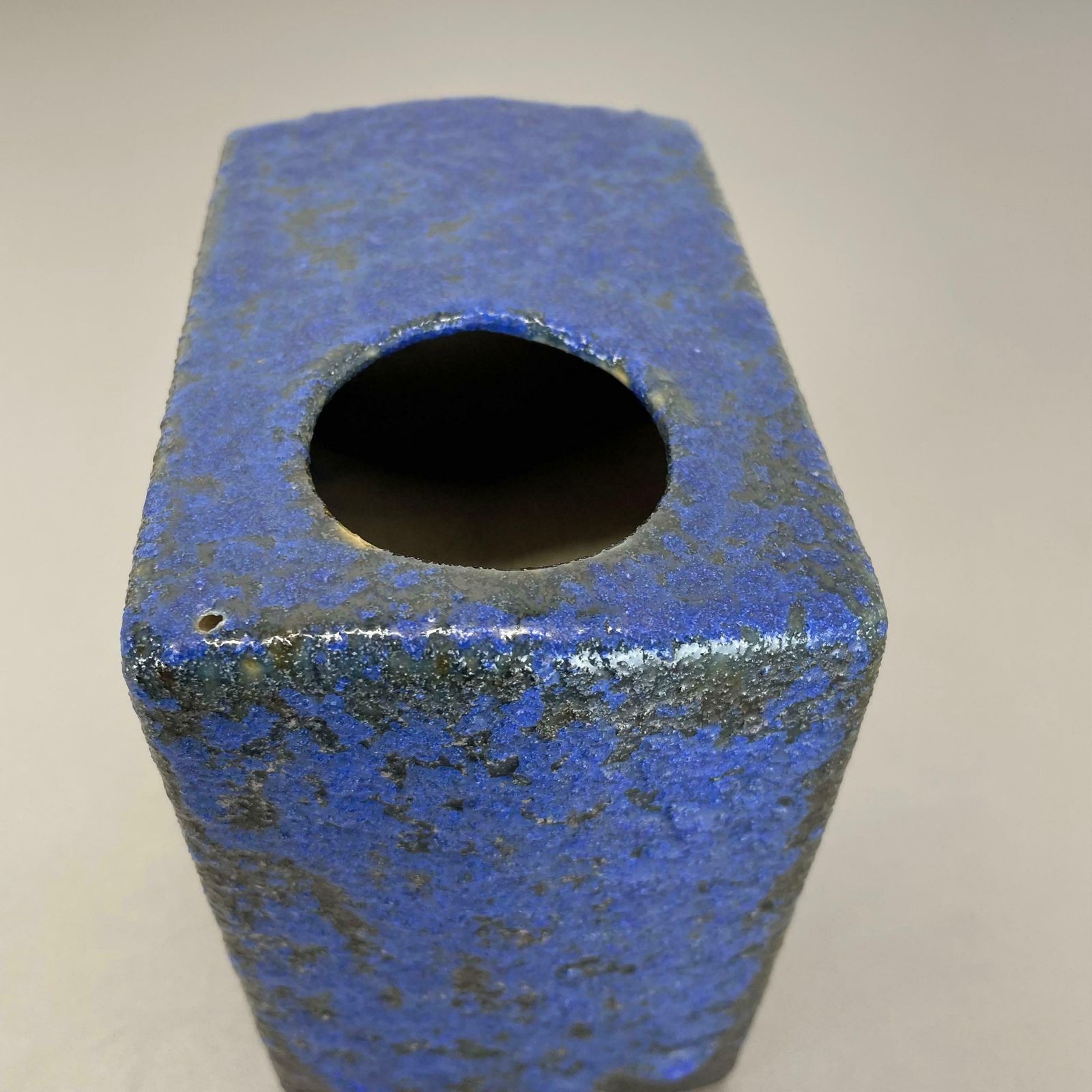 photo vinterior Brutalist Cubic "Hole" Pottery Vase By Piet Vest Ceramics, Netherlands, 1970s