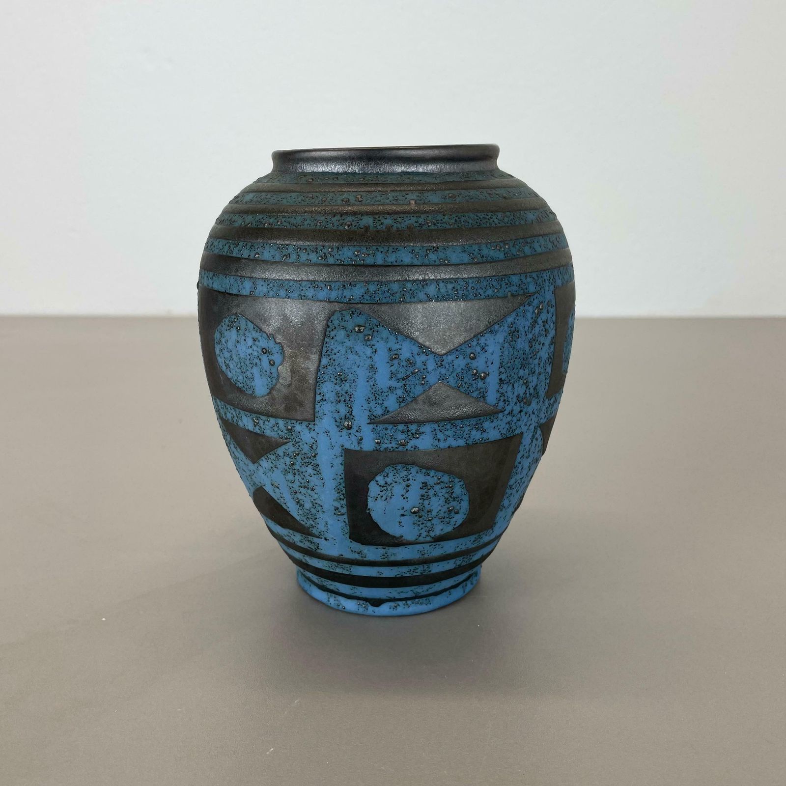 Fat Lava Ceramic "Ankara" Vase By Heinz Siery Carstens Tönnieshof, Germany 1960s photo Home Decor