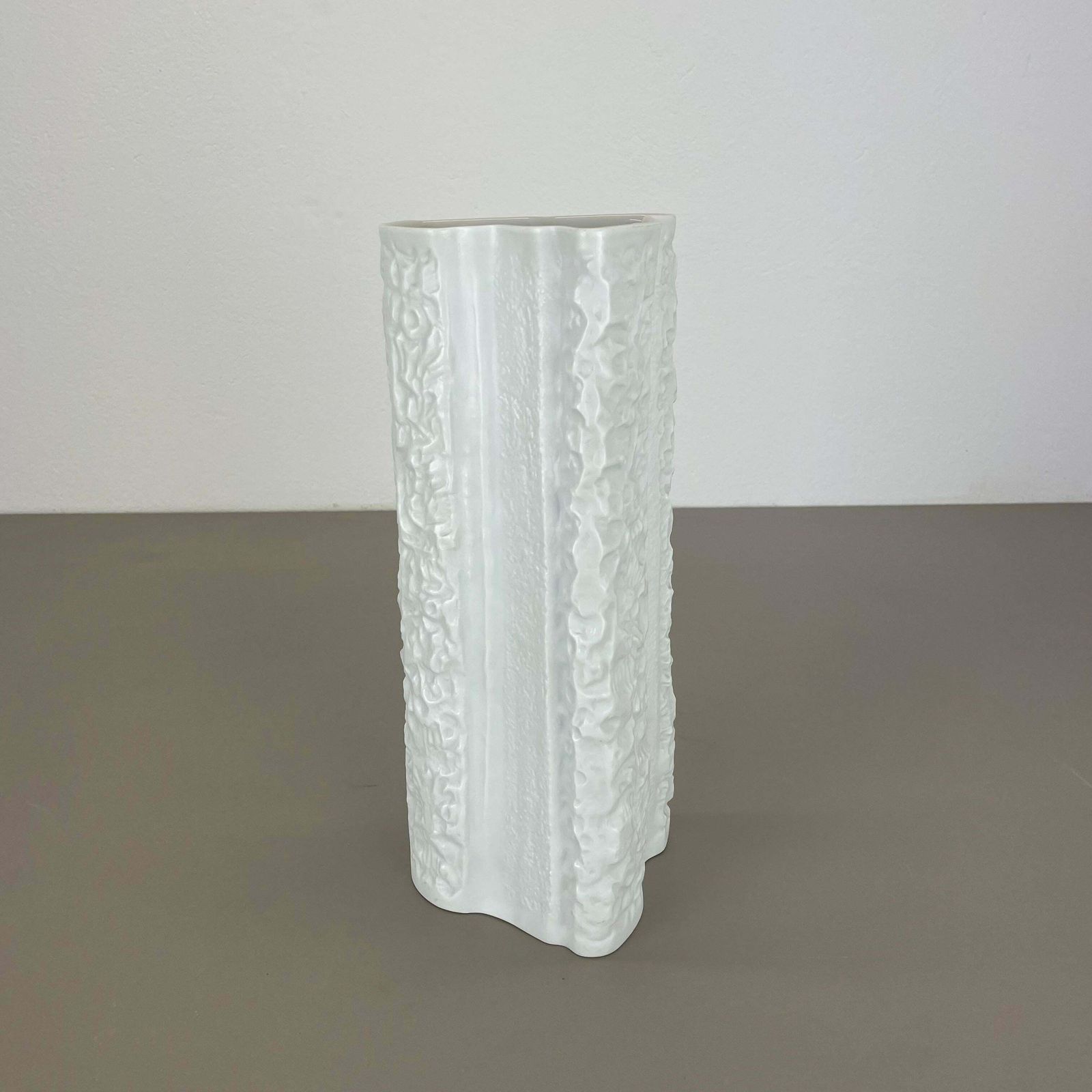 Large 31cm Op Art Vase Vase Heinrich Fuchs For Hutschenreuther, Germany, 1970s photo Home Decor