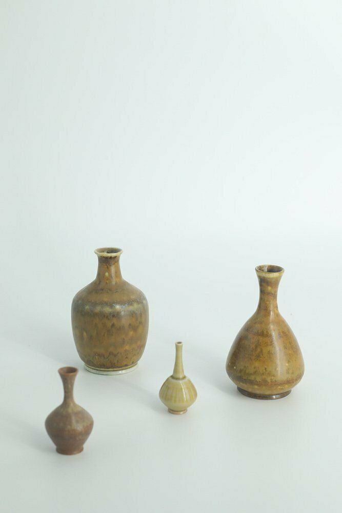 Small Mid Century Scandinavian Modern Collectible Brown Stoneware Vases By Gunnar Borg For Höganäs Ceramics, 1960s, Set Of 4