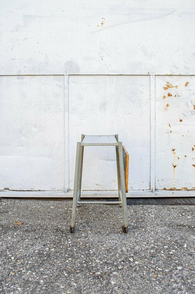 Vintage Italiaans Bureau, Jaren 1960 photo furniture