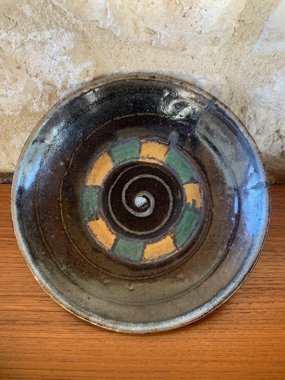 photo furniture Mid Century, Glazed Earthenware Bowl, California, USA, 1960s