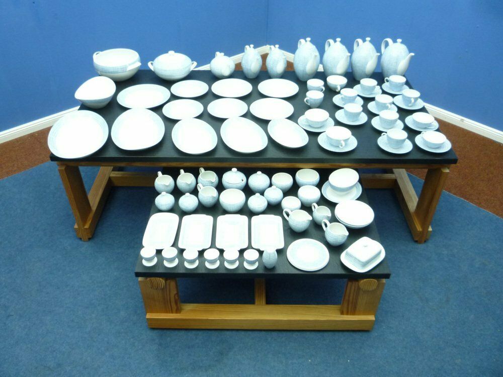 German Mid Century Porcelain Tableware Set By Heinrich Löffelhardt For Arzberg, 1950s, 98 . Set photo Home Decor