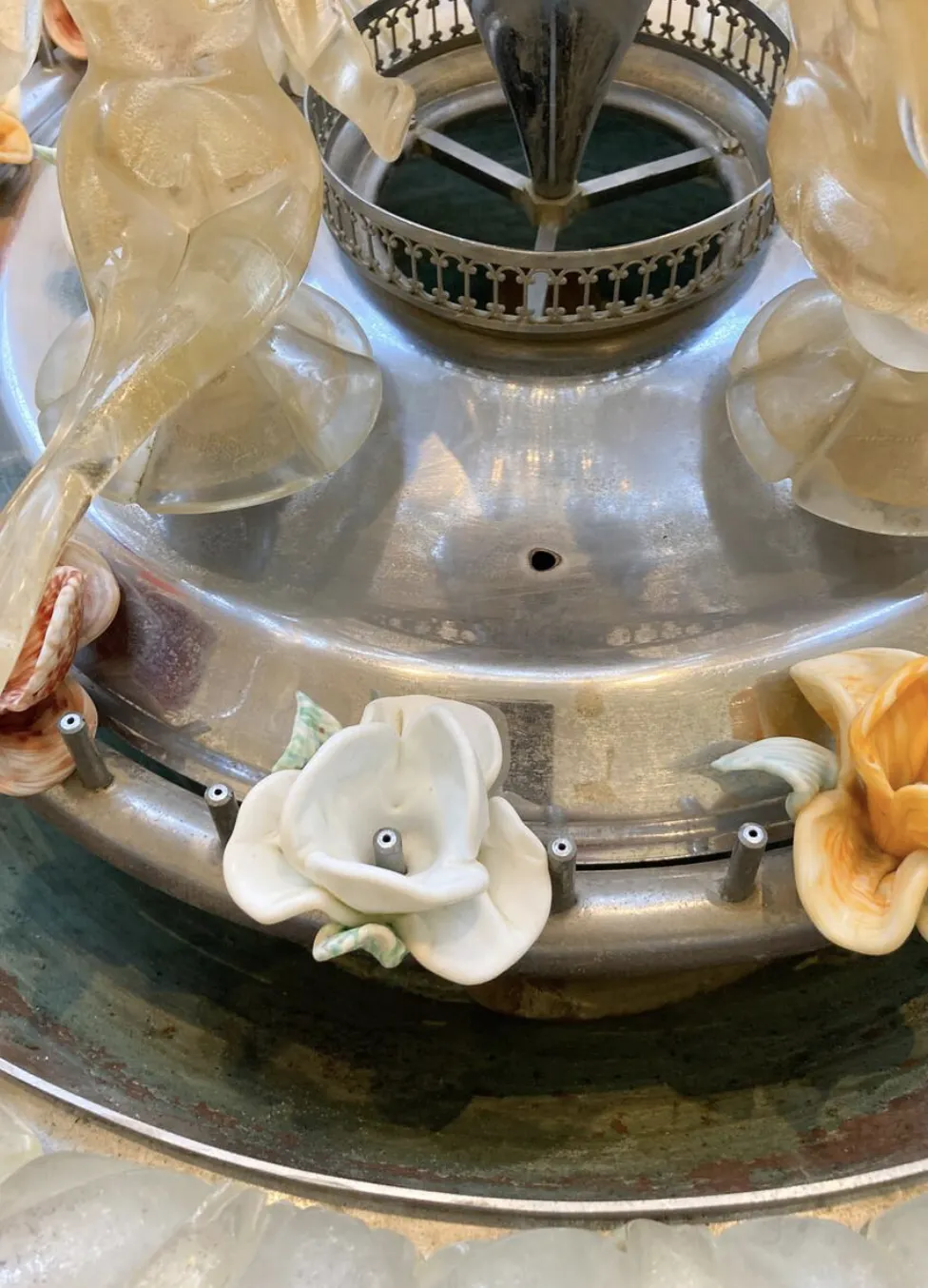 Murano Glass Fountain With A Central Vase Encircled By 4 Mermaids 1950s photo vinterior