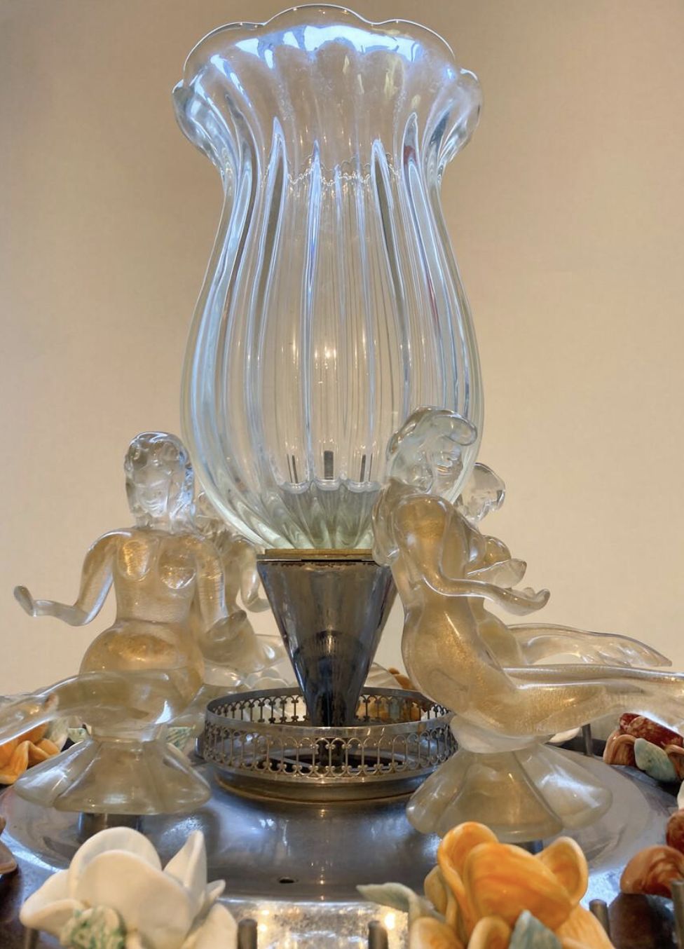 photo vinterior Murano Glass Fountain With A Central Vase Encircled By 4 Mermaids 1950s