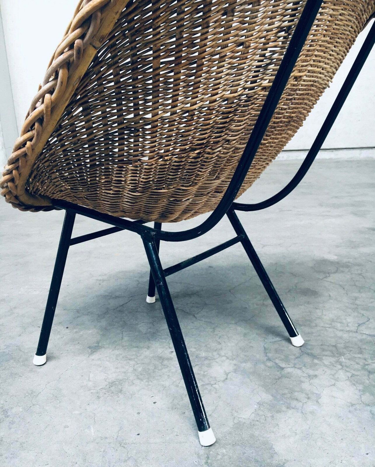 Furniture Wicker Lounge Chair In The Style Of Dirk Van Sliedregt For Rohé Noordwolde, Netherlands 1960's photo