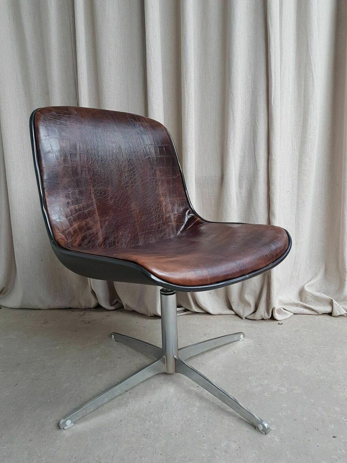 Vtg Mid Century Modernist Chrome Leather Swivel Chair By Charles Pollock photo 977.5
