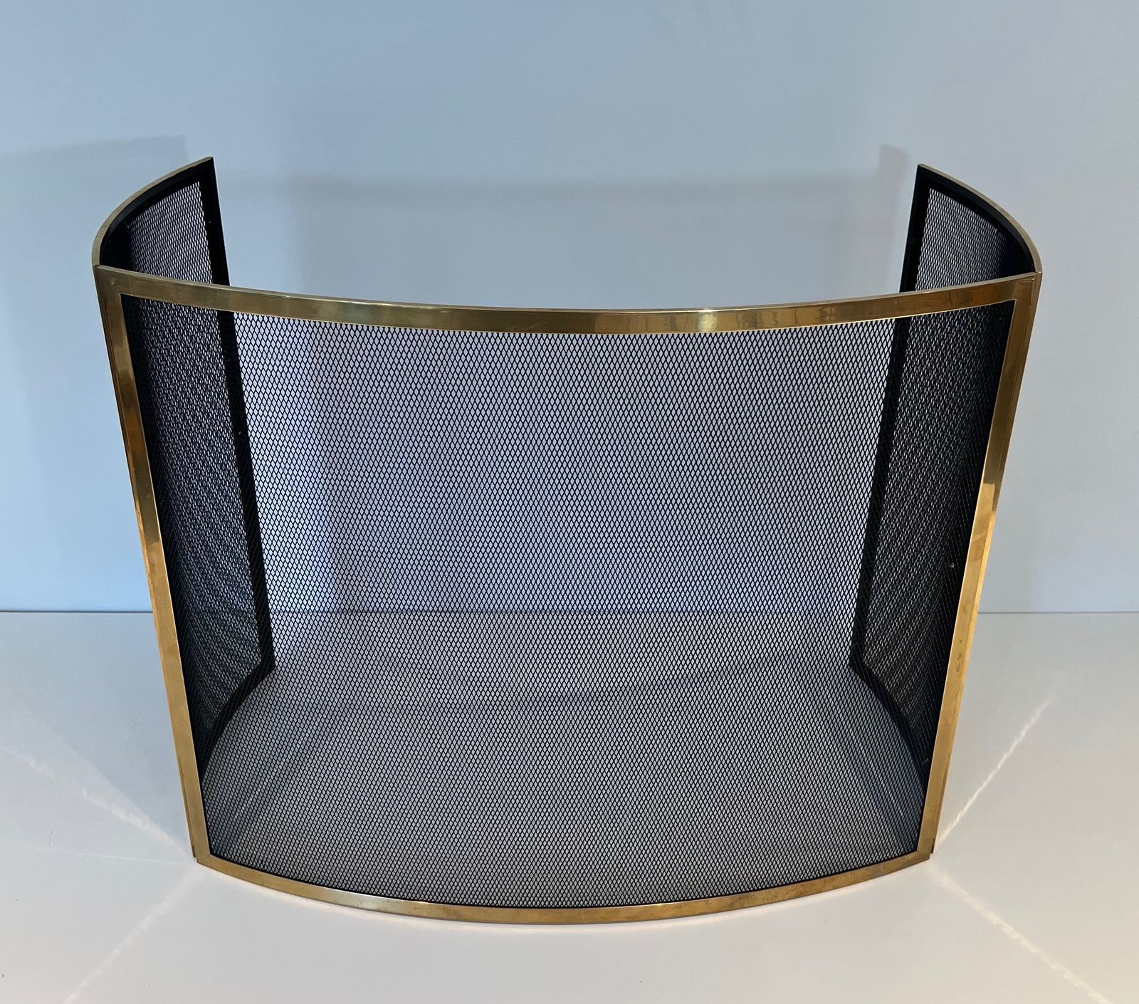 Curved Brass Firewall And Wire Mesh photo vinterior
