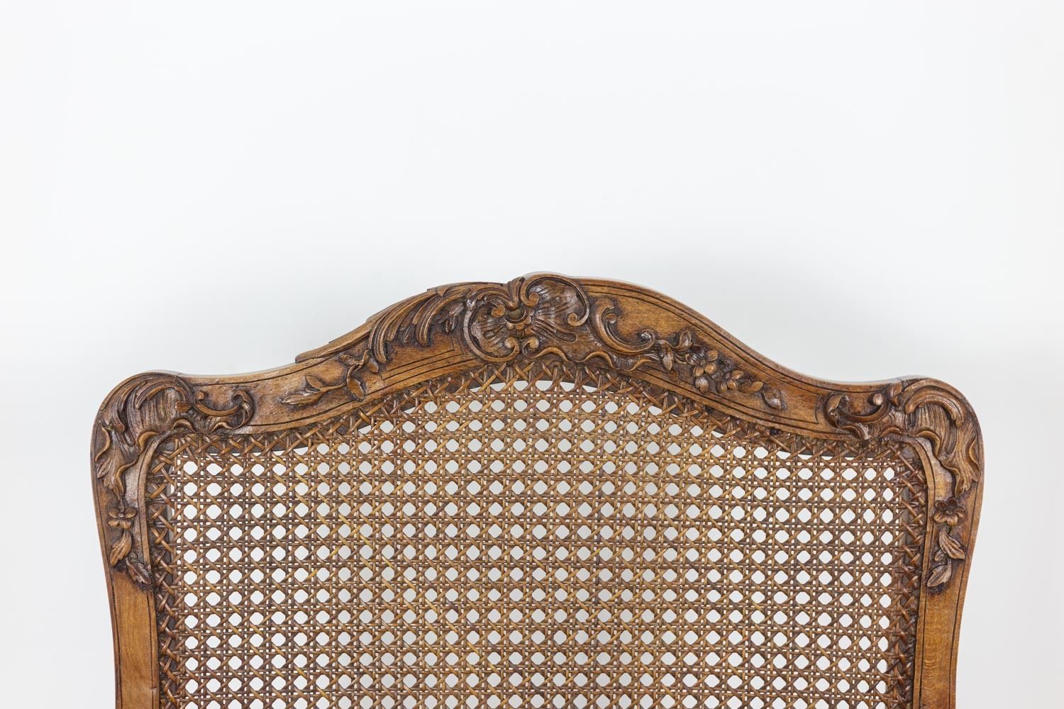 Jean Mocqué, Paire De Fauteuils Canné De Style Régence, Xxe Siècle photo furniture