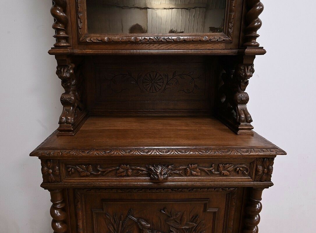 photo vinterior Narrow Oak Display Cabinet, Louis XIII Style – Late 19th Century