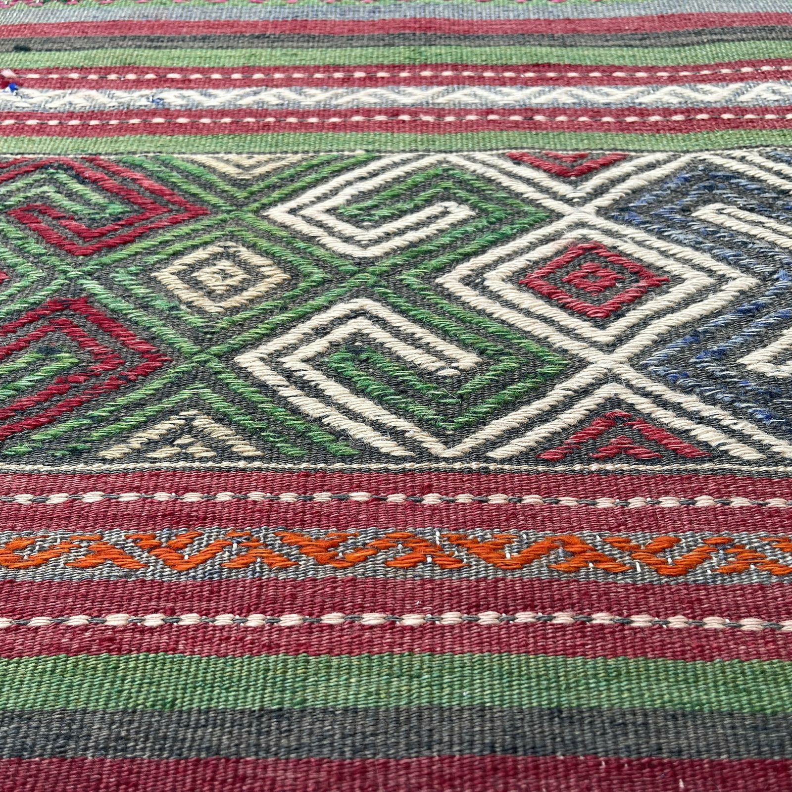 Traditional Turkish Mini Kilim Rug ,Vintage Anatolian Turkish Kelim 94 X 72 Cm photo for sale