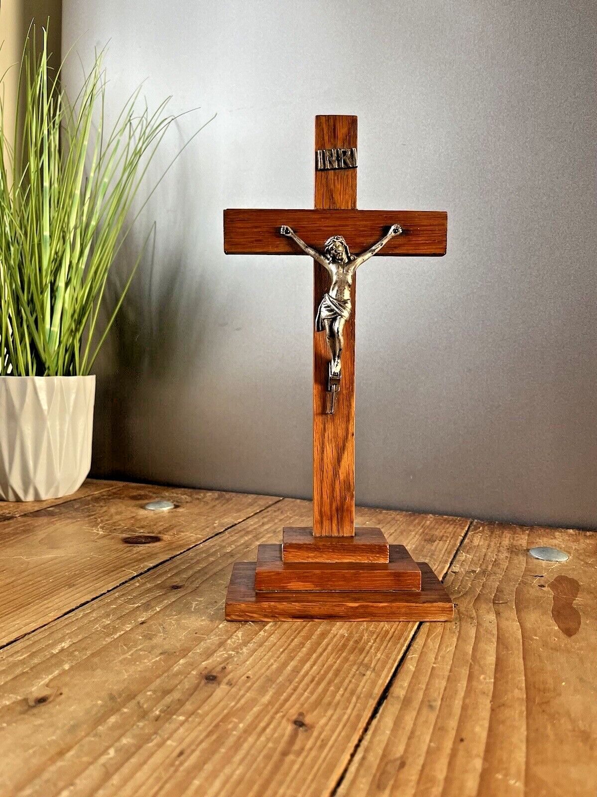 Antique Art Deco Stepped Base Freestanding Oak Altar Crucifix Church Cross Jesus