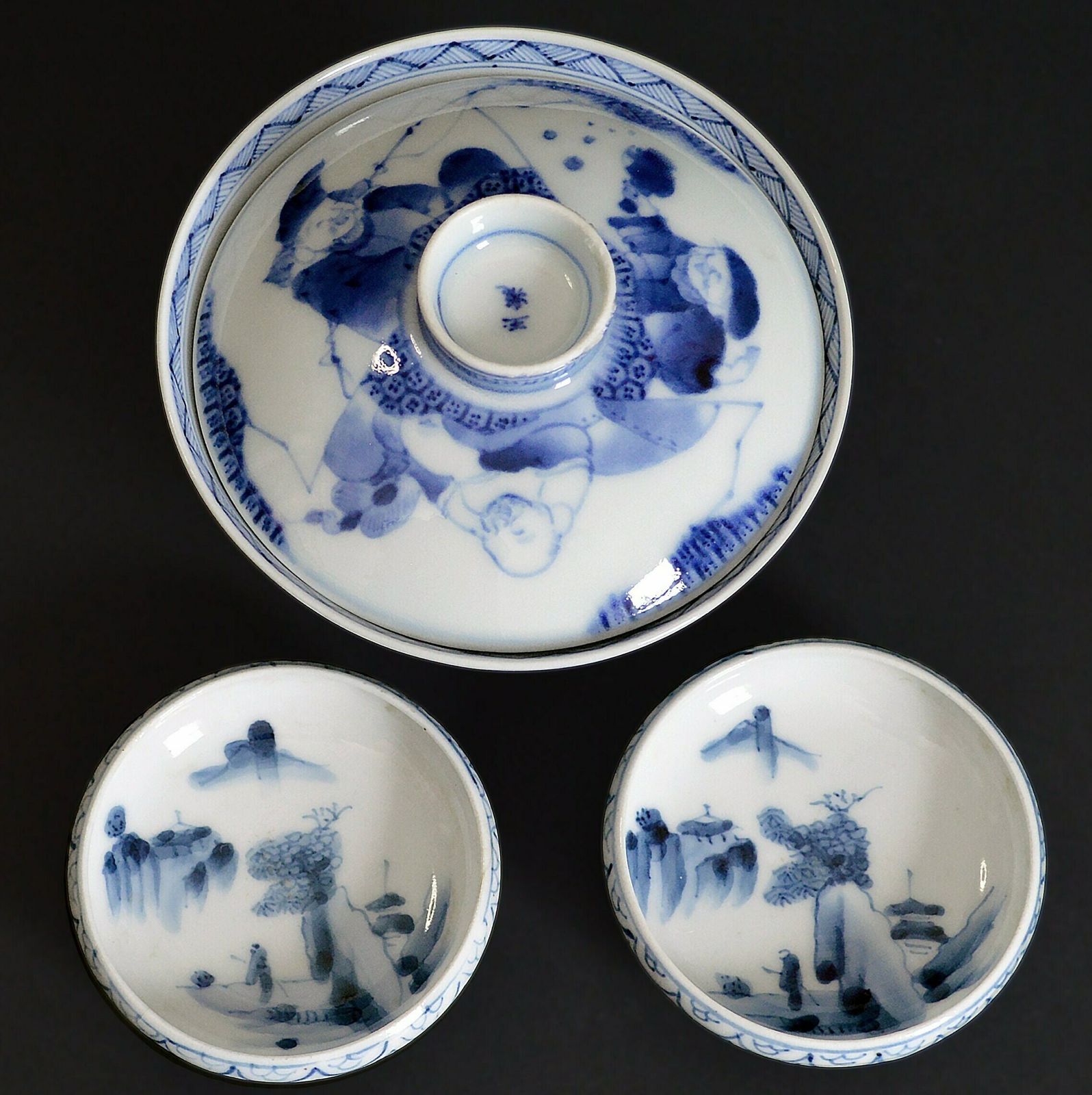 Antique Japanese Imari Porcelain Bowl With Lid + 2 Small Meiji Blue & White Side Plates