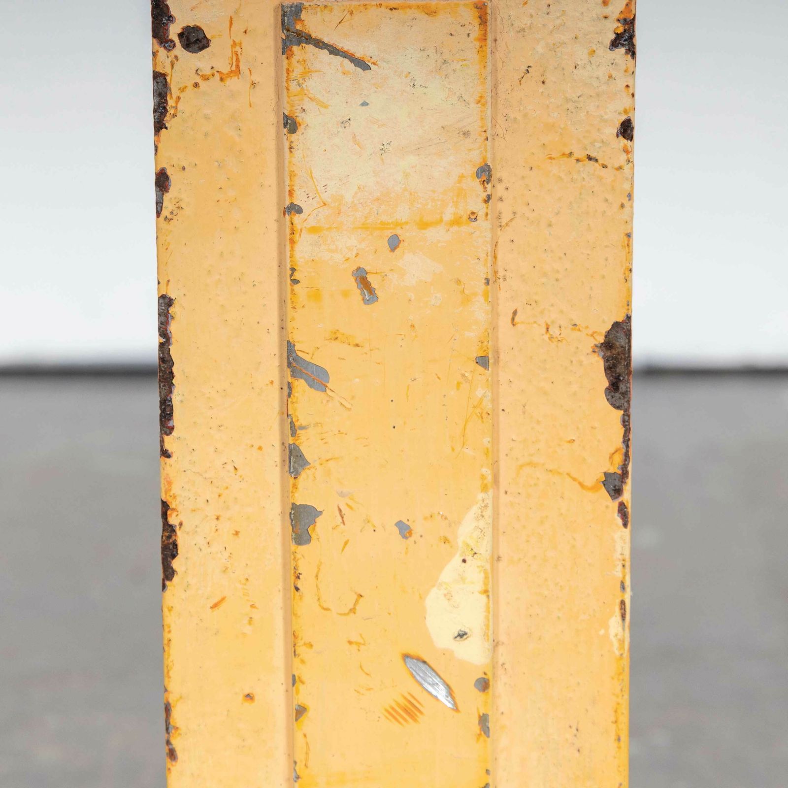 Chunky Vintage French Signage Letter – Medium I photo furniture