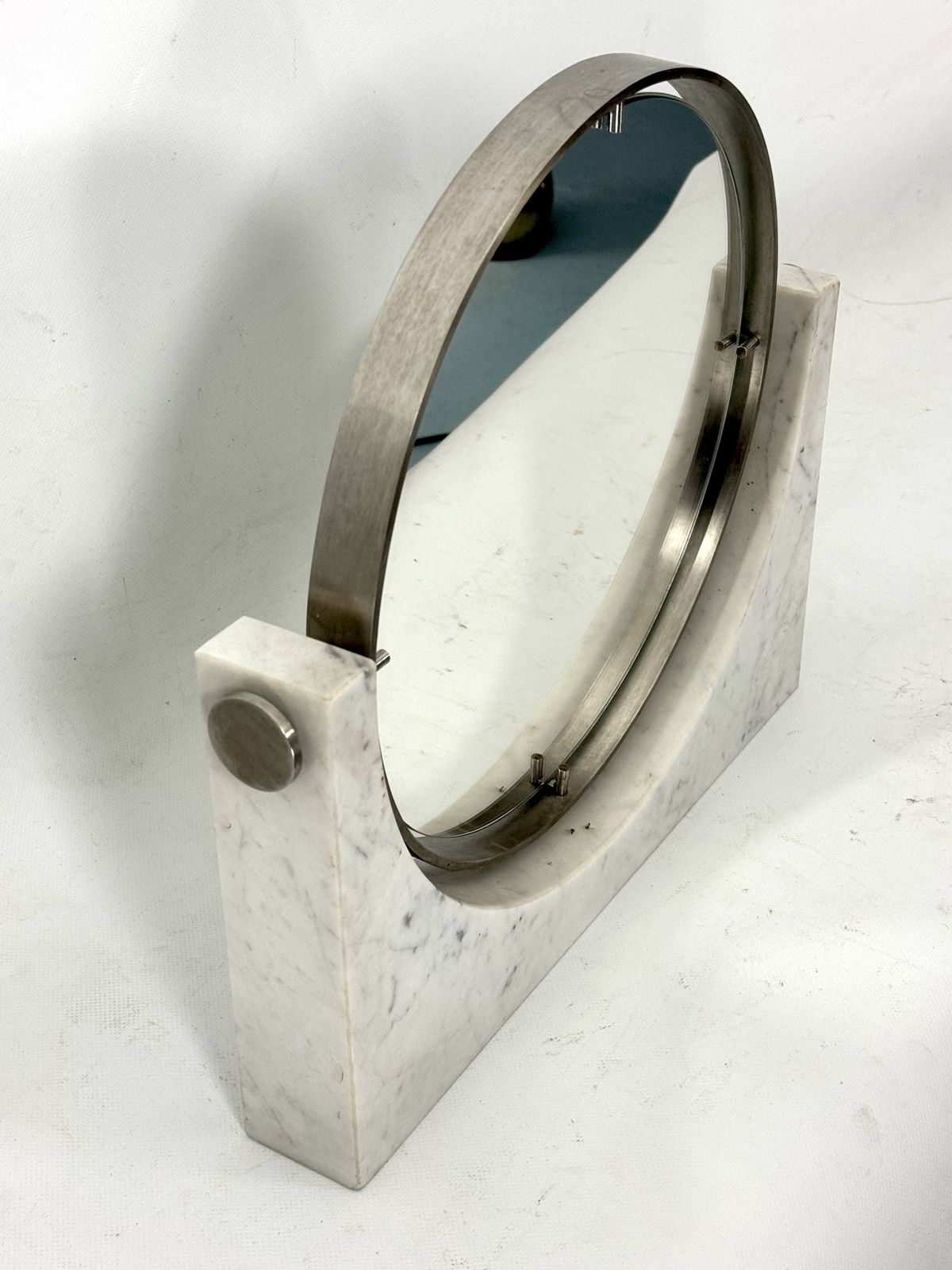 Angelo Mangiarotti, Mid Century Vanity Mirror In Carrara Marble. Italy 1960s photo Home Decor