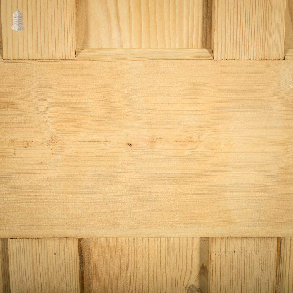 photo vintage Pine Panelled Door, 6 Panel