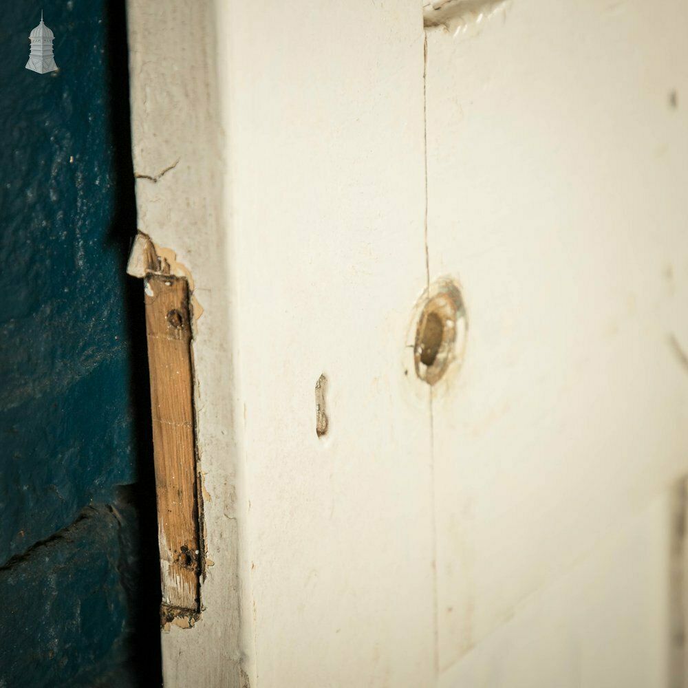 Pine Panelled Door, White Painted Pine 4 Panel photo vinterior