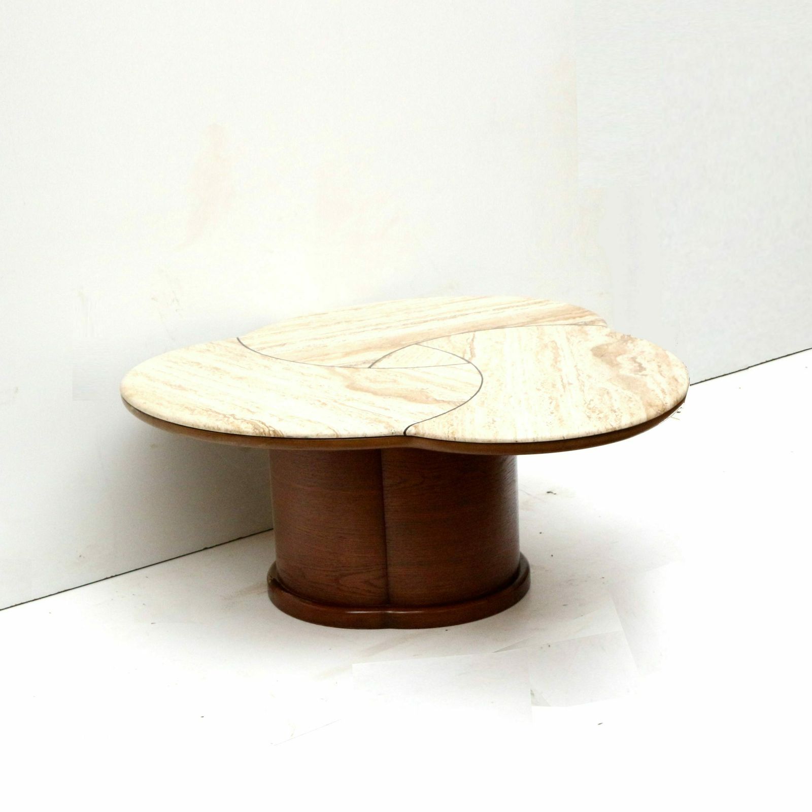 Very Rare Large Coffee Table From The 1950s In The Style Of Jean Royère photo Furniture