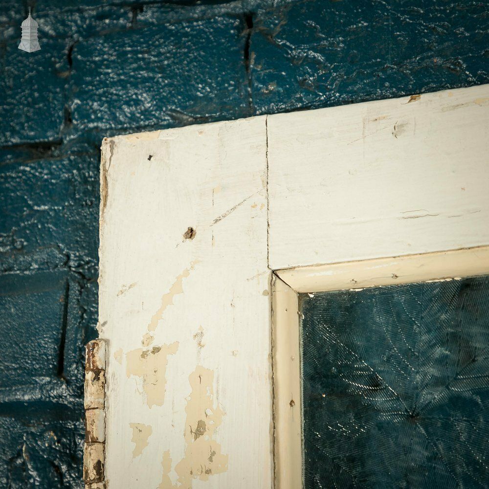 photo vinterior Half Glazed Door, White Painted Pine With Textured Glass