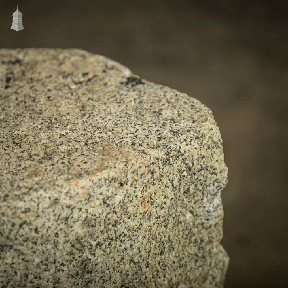 Granite Corner Kerb Stone, Reclaimed Curb photo 300.0