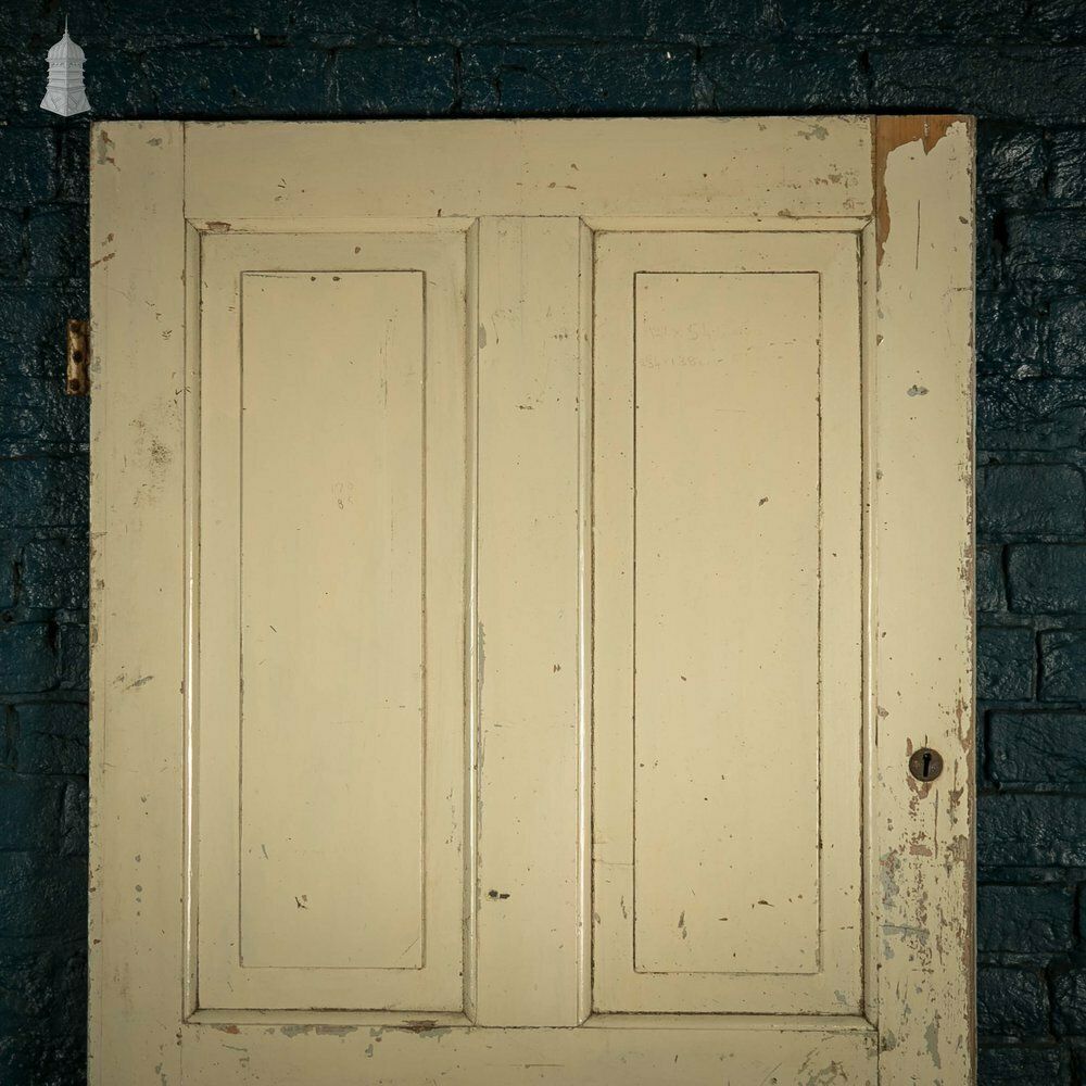 270.0 Pine Panelled Door  Moulded 4 Panel photo