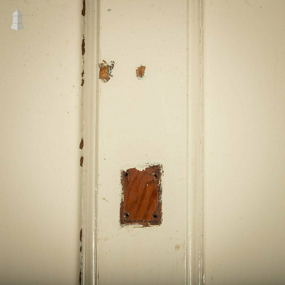 Pine Panelled Door, 4 Panel White Painted photo vinterior