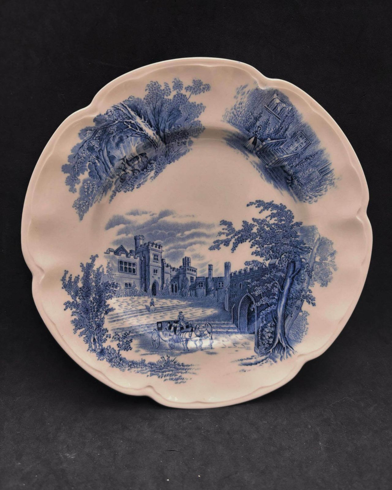 4 Haddon Hall Blue By Johnson Brothers Entrée Plate 8.8" Discontinued China, Replacement Dinnerware White Blue English Engraved Plates
