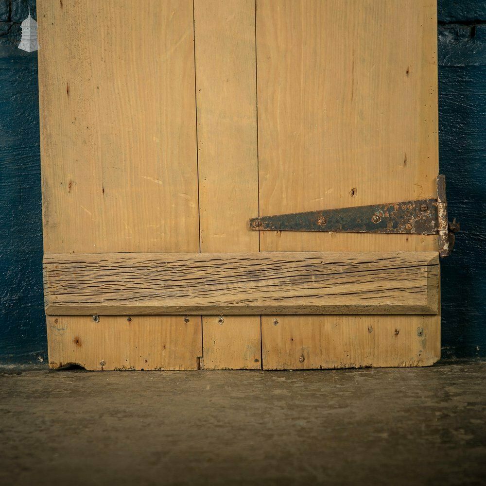 photo buy Ledged Pine Door, Georgian