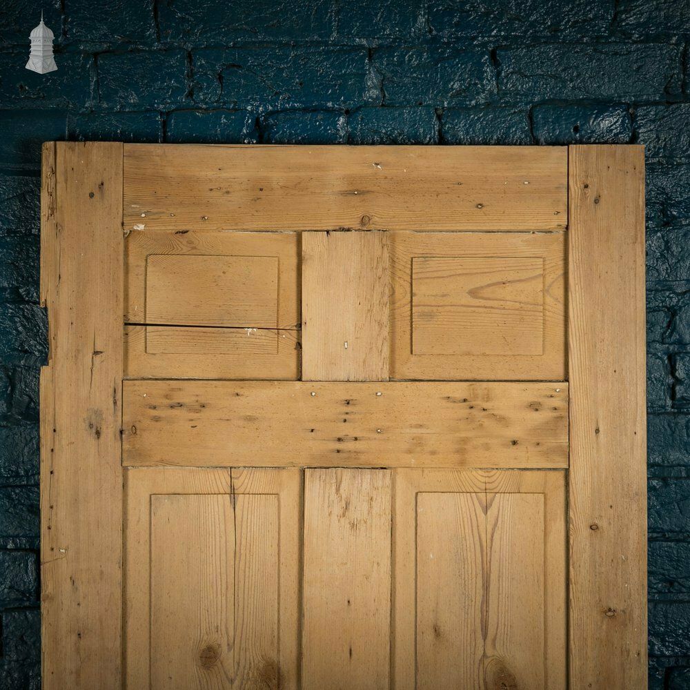 photo furniture Pine Panelled Door, 18th C 6 Panel