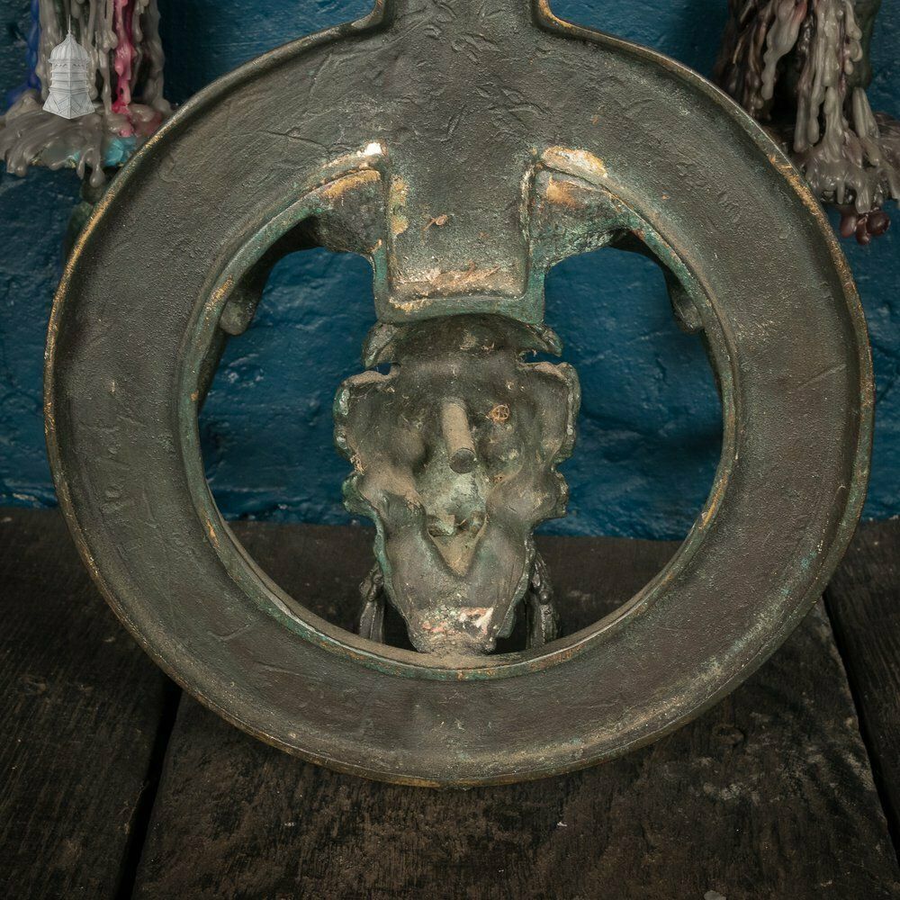 photo vinterior Bronze Georgian Wall Sconce With Egyptian Sarcophagus And Lion Head Details